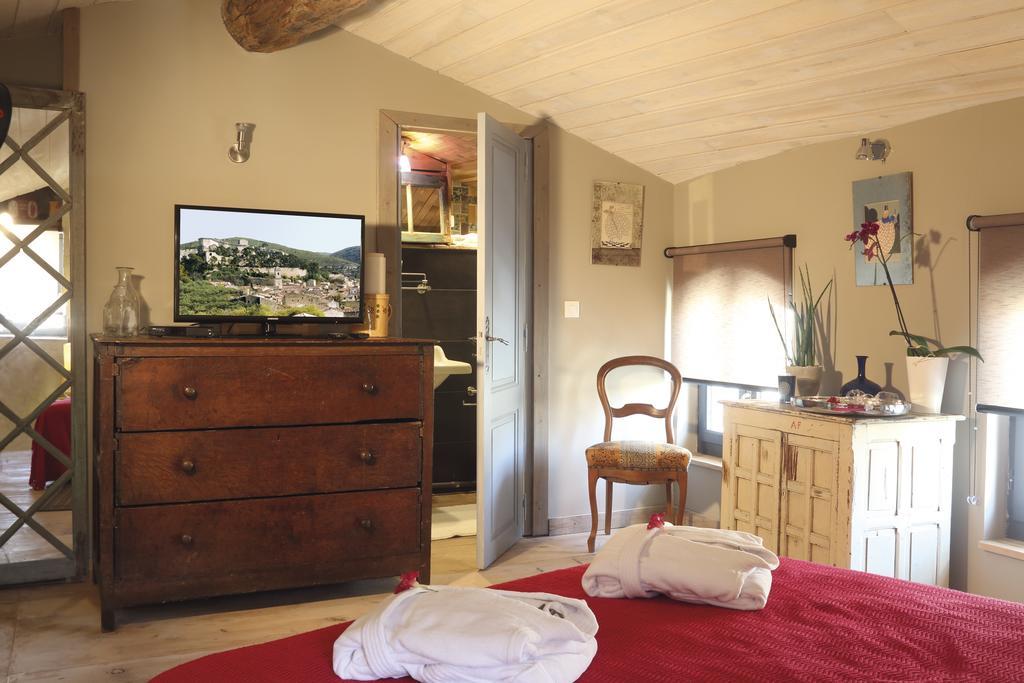 La Casa De Boulbon Bed & Breakfast Room photo